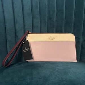 NWT Kate Spade Wristlet